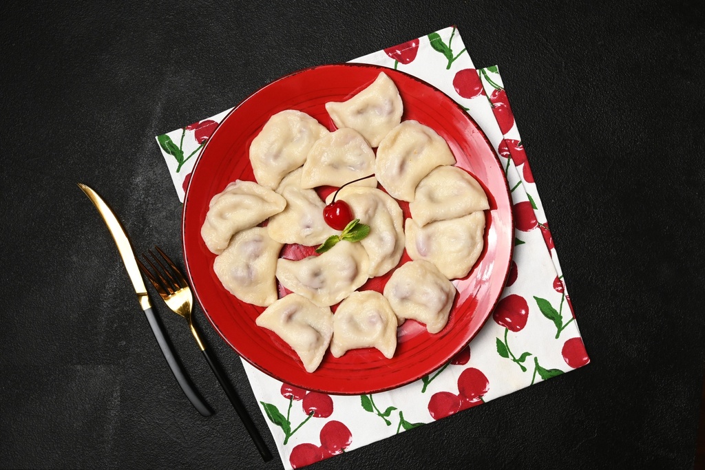 Sour Cherry Pierogies (Frozen) (1 kg)