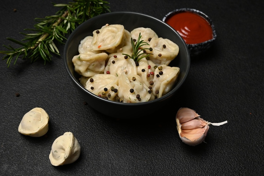 Three-Meat Pelmeni (Dumplings) (540 g, Frozen)