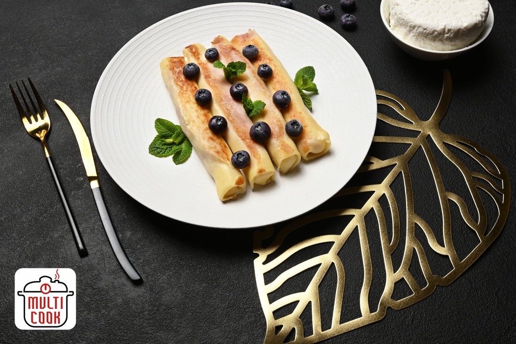 Cottage Cheese and Wild Blueberry Crepes (425 g, Frozen)