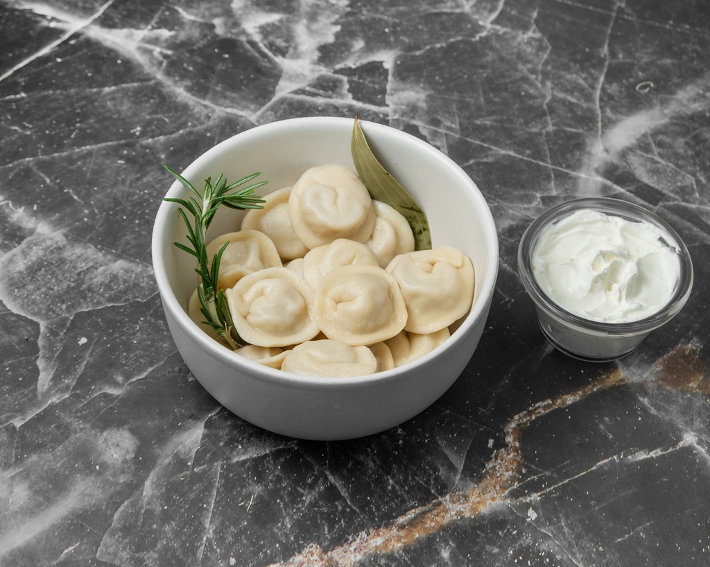 Pork Pelmeni (Dumplings) Plate (16 pcs)