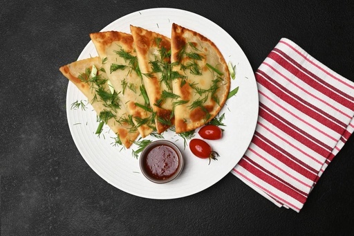 Beef Chebureki (Stuffed Pastry) (440 g, Frozen)